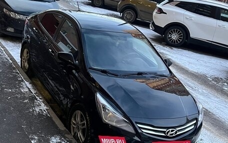 Hyundai Solaris II рестайлинг, 2015 год, 1 140 000 рублей, 35 фотография