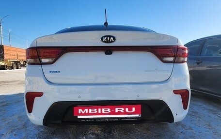KIA Rio IV, 2018 год, 1 800 000 рублей, 12 фотография
