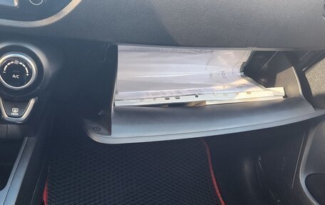 KIA Rio IV, 2018 год, 1 800 000 рублей, 28 фотография