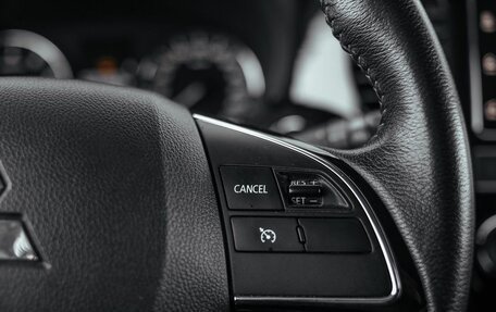 Mitsubishi Outlander III рестайлинг 3, 2018 год, 2 100 000 рублей, 16 фотография