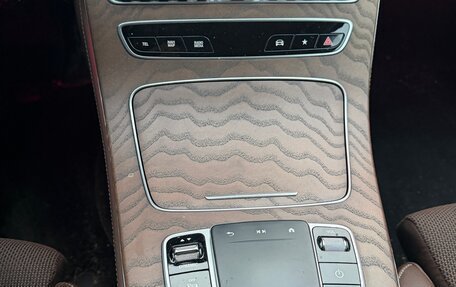 Mercedes-Benz E-Класс, 2021 год, 4 500 000 рублей, 7 фотография