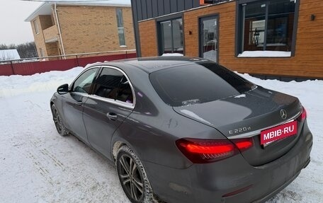 Mercedes-Benz E-Класс, 2021 год, 4 500 000 рублей, 4 фотография