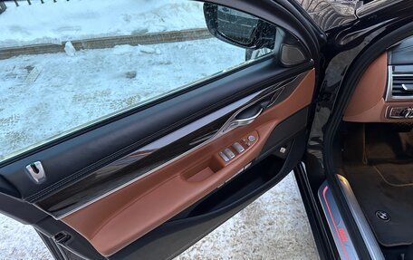 BMW 7 серия, 2017 год, 3 498 000 рублей, 12 фотография