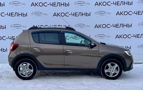 Renault Sandero II рестайлинг, 2019 год, 1 200 000 рублей, 6 фотография