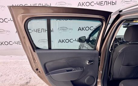 Renault Sandero II рестайлинг, 2019 год, 1 200 000 рублей, 20 фотография