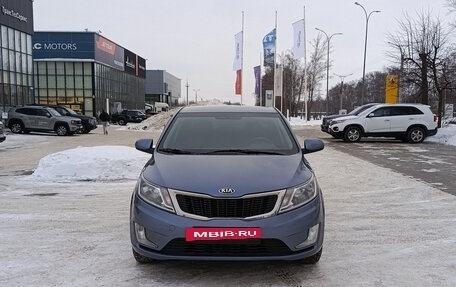 KIA Rio III рестайлинг, 2013 год, 750 000 рублей, 2 фотография