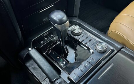 Toyota Land Cruiser 200, 2021 год, 8 500 000 рублей, 13 фотография