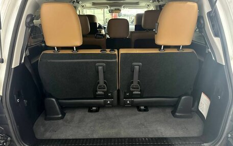 Toyota Land Cruiser 200, 2021 год, 8 500 000 рублей, 24 фотография