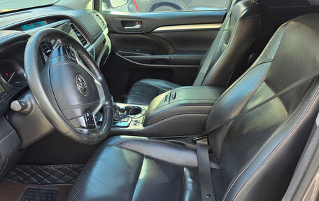 Toyota Highlander III, 2014 год, 2 750 000 рублей, 6 фотография