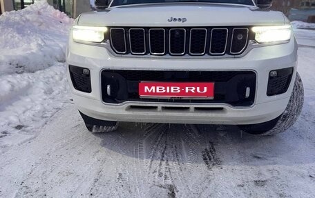 Jeep Grand Cherokee, 2022 год, 4 900 000 рублей, 1 фотография