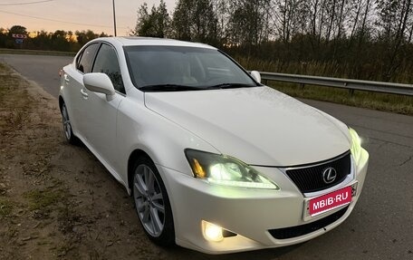 Lexus IS II рестайлинг 2, 2006 год, 1 200 000 рублей, 1 фотография