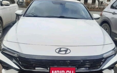 Hyundai Elantra, 2023 год, 1 800 000 рублей, 1 фотография