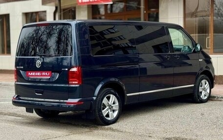 Volkswagen Multivan T6 рестайлинг, 2018 год, 5 220 000 рублей, 6 фотография