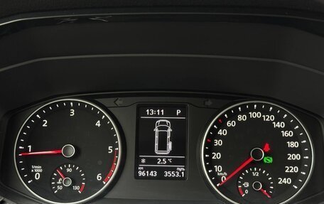 Volkswagen Multivan T6 рестайлинг, 2018 год, 5 220 000 рублей, 13 фотография