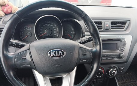 KIA Rio III рестайлинг, 2014 год, 1 050 000 рублей, 2 фотография