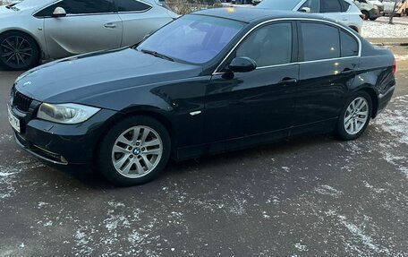 BMW 3 серия, 2005 год, 800 000 рублей, 3 фотография