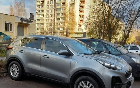 KIA Sportage IV рестайлинг, 2019 год, 1 750 000 рублей, 2 фотография