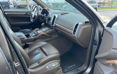 Porsche Cayenne III, 2011 год, 2 000 000 рублей, 10 фотография