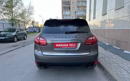 Porsche Cayenne III, 2011 год, 2 000 000 рублей, 3 фотография