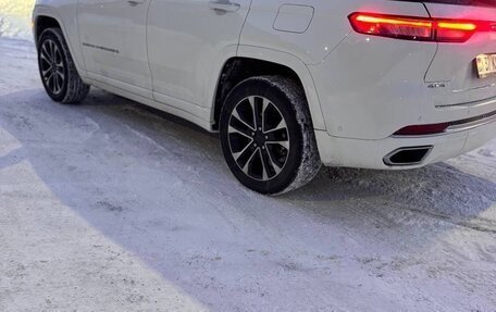 Jeep Grand Cherokee, 2022 год, 4 900 000 рублей, 5 фотография