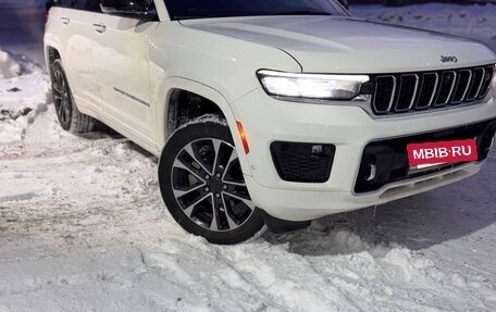 Jeep Grand Cherokee, 2022 год, 4 900 000 рублей, 3 фотография