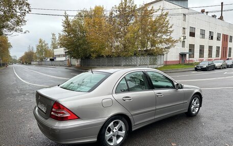 Mercedes-Benz C-Класс, 2006 год, 1 190 000 рублей, 30 фотография