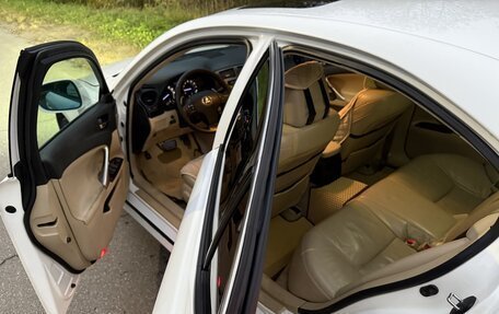 Lexus IS II рестайлинг 2, 2006 год, 1 200 000 рублей, 13 фотография