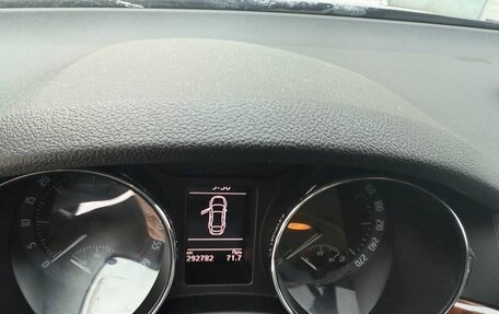 Skoda Superb III рестайлинг, 2013 год, 1 450 000 рублей, 11 фотография