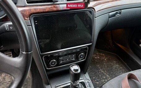 Skoda Superb III рестайлинг, 2013 год, 1 450 000 рублей, 13 фотография