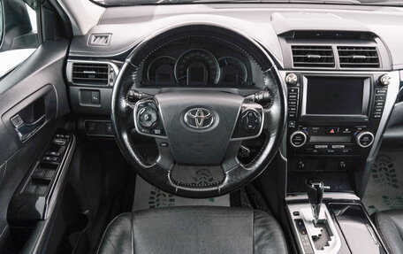 Toyota Camry, 2014 год, 1 799 000 рублей, 19 фотография