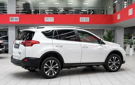 Toyota RAV4, 2015 год, 1 750 000 рублей, 2 фотография