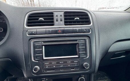 Volkswagen Polo VI (EU Market), 2013 год, 625 000 рублей, 13 фотография