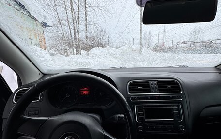 Volkswagen Polo VI (EU Market), 2013 год, 625 000 рублей, 11 фотография