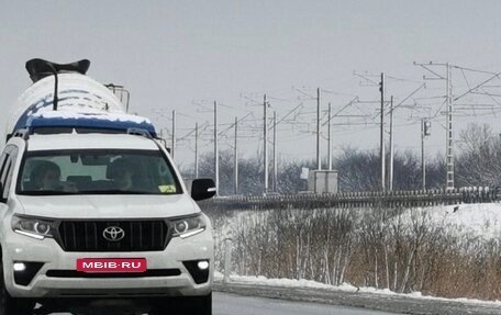 Toyota Land Cruiser Prado 150 рестайлинг 2, 2021 год, 5 000 000 рублей, 12 фотография