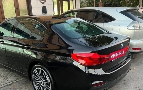 BMW 5 серия, 2019 год, 2 950 000 рублей, 3 фотография