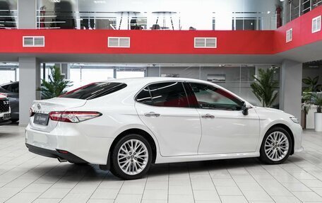 Toyota Camry, 2019 год, 2 690 000 рублей, 2 фотография