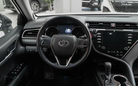 Toyota Camry, 2019 год, 2 690 000 рублей, 14 фотография