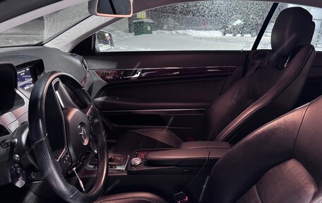 Mercedes-Benz E-Класс, 2012 год, 1 950 000 рублей, 8 фотография