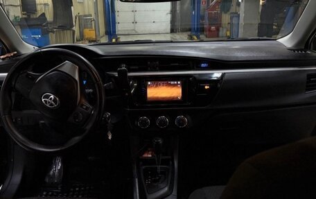 Toyota Corolla, 2013 год, 1 000 000 рублей, 6 фотография