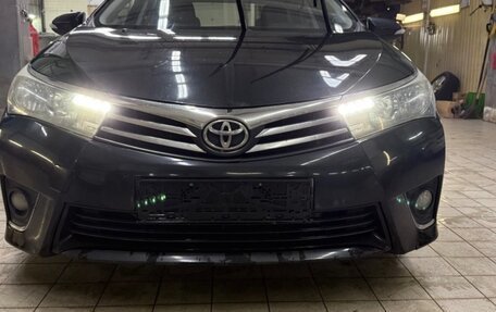 Toyota Corolla, 2013 год, 1 000 000 рублей, 9 фотография
