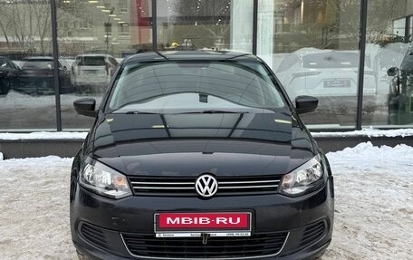 Volkswagen Polo VI (EU Market), 2013 год, 820 000 рублей, 2 фотография