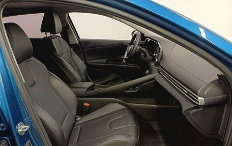 Hyundai Elantra, 2023 год, 2 199 000 рублей, 24 фотография