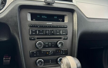 Ford Mustang VI рестайлинг, 2013 год, 2 100 000 рублей, 15 фотография