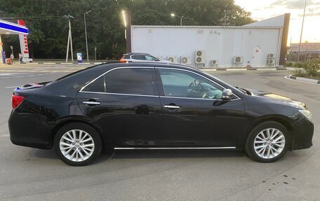 Toyota Camry, 2014 год, 1 300 000 рублей, 10 фотография