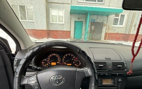 Toyota Avensis III рестайлинг, 2008 год, 900 000 рублей, 8 фотография