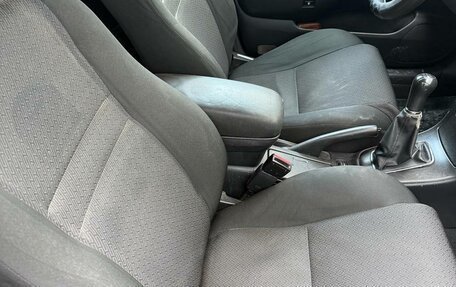 Toyota Avensis III рестайлинг, 2008 год, 900 000 рублей, 12 фотография