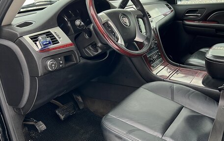 Cadillac Escalade III, 2007 год, 1 850 000 рублей, 20 фотография