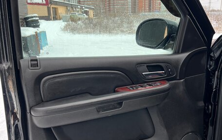 Cadillac Escalade III, 2007 год, 1 850 000 рублей, 18 фотография