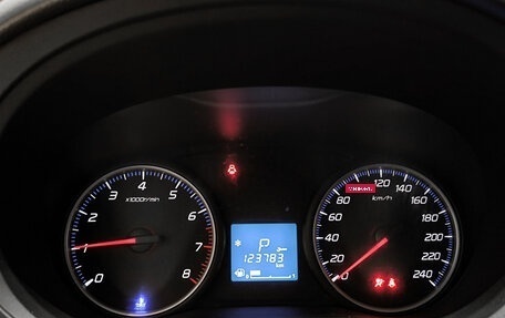 Mitsubishi Outlander III рестайлинг 3, 2014 год, 1 420 000 рублей, 17 фотография