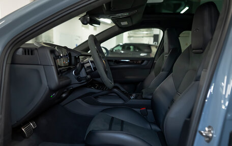 Porsche Cayenne III, 2024 год, 23 990 000 рублей, 14 фотография